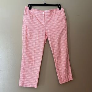 Woman’s New York & Company Short Pants Size 14